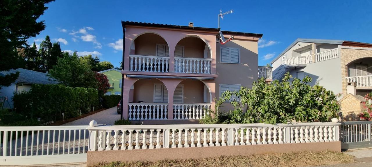 Apartments Juric Privlaka  Luaran gambar